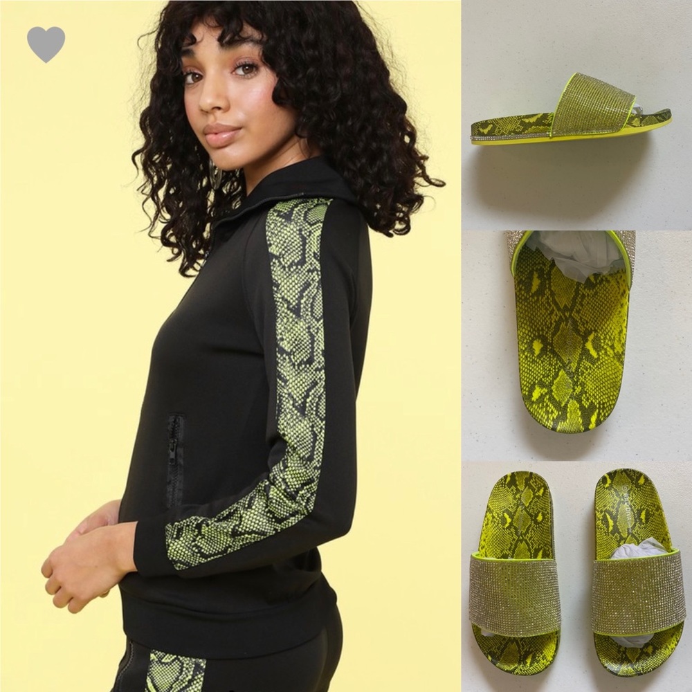 Black Tracksuit With Green Animal Print With Slide
